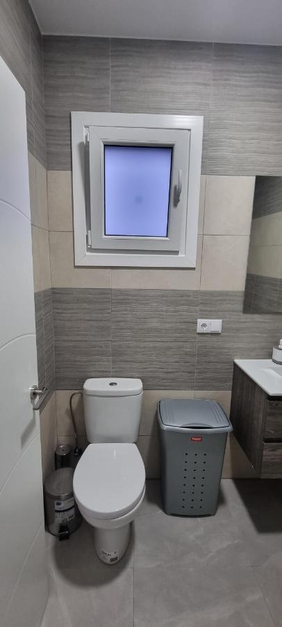 Apartamentos La Playa Барбате Екстериор снимка