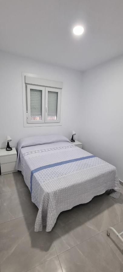 Apartamentos La Playa Барбате Екстериор снимка